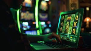 Tim dealer profesional kursi4d di studio dengan multi-kamera